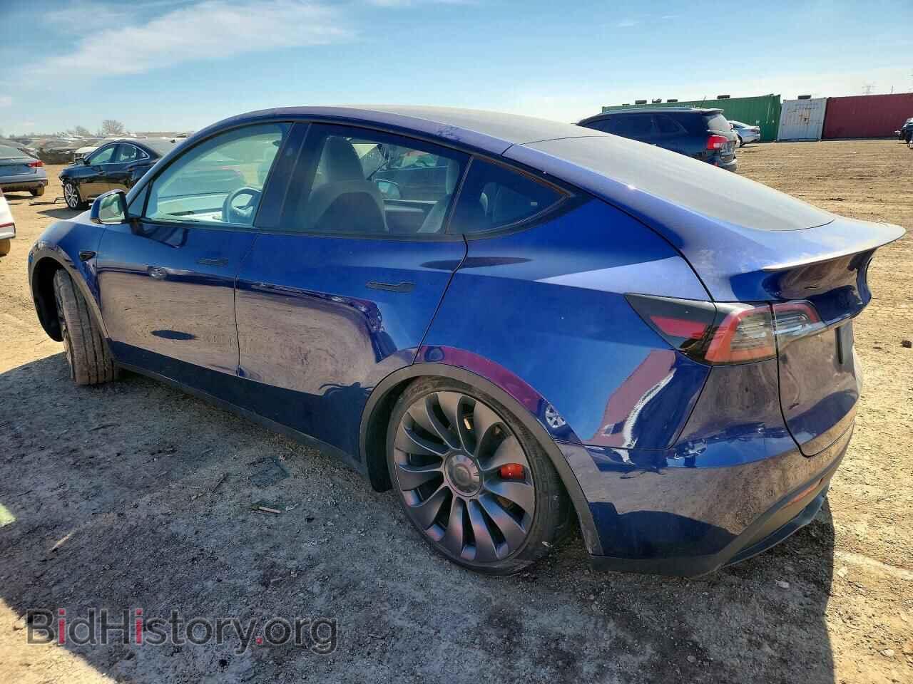 2024 TESLA MODEL Y - VIN: 7SAYGDEF2RA280053 - Фото 2