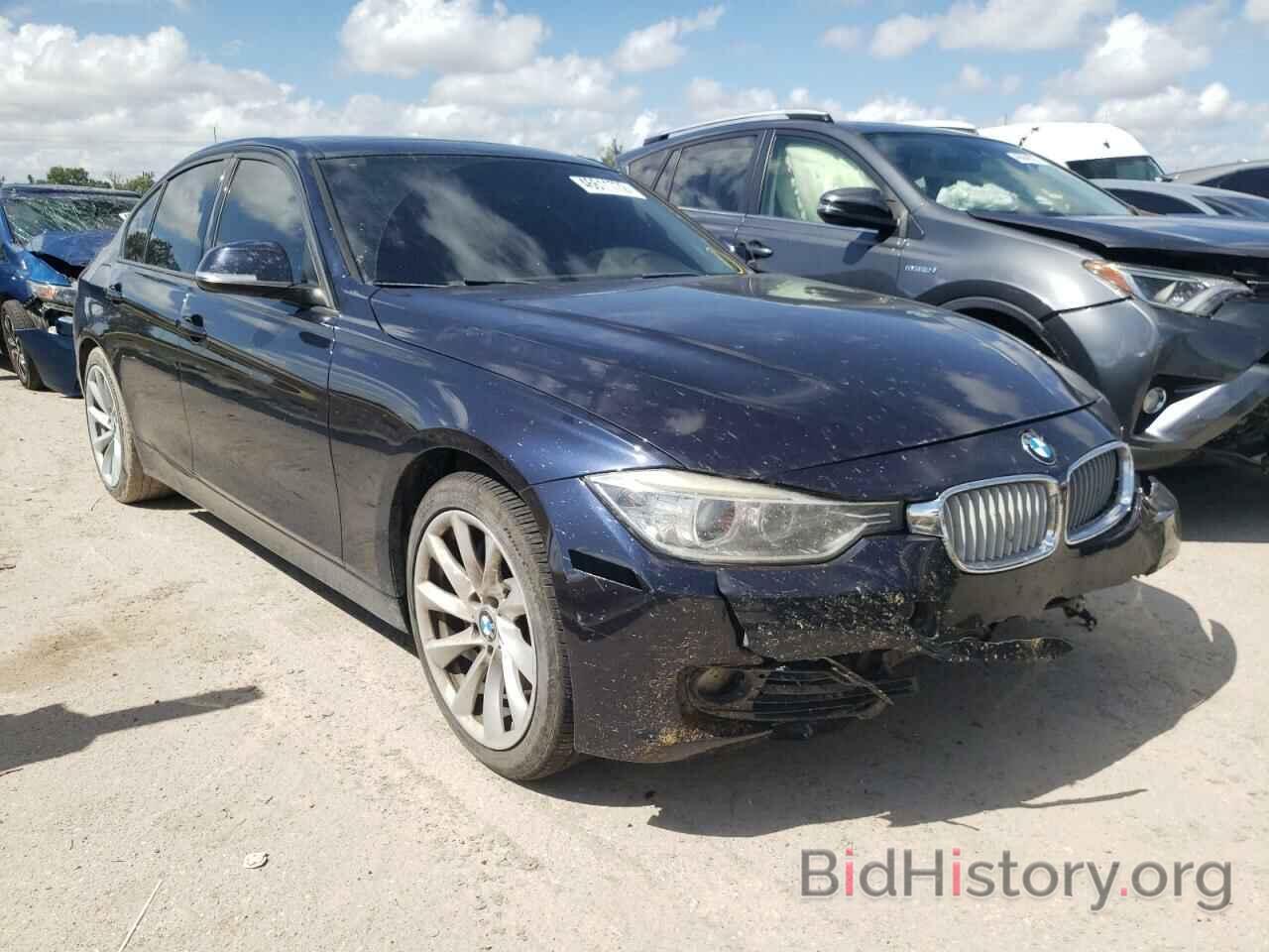 Photo WBA3A9C53DF078066 - BMW 3 SERIES 2013