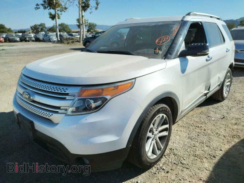 2011 Ford EXPLORER (VIN 1FMHK7D83BGA51729) — фото 2 из 10