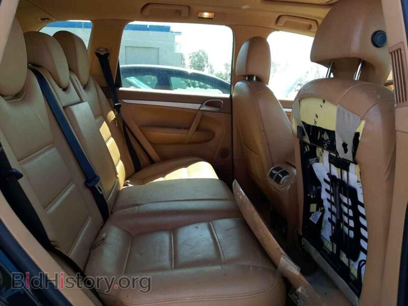 2010 Porsche CAYENNE (VIN WP1AA2AP8ALA02473) — фото 6 из 10