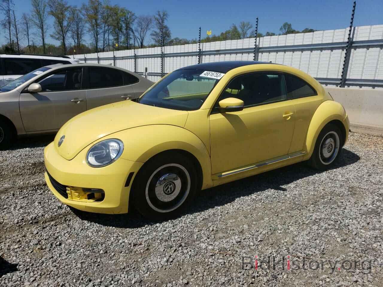 Фотография 3VWJX7AT3CM646469 - VOLKSWAGEN BEETLE 2012