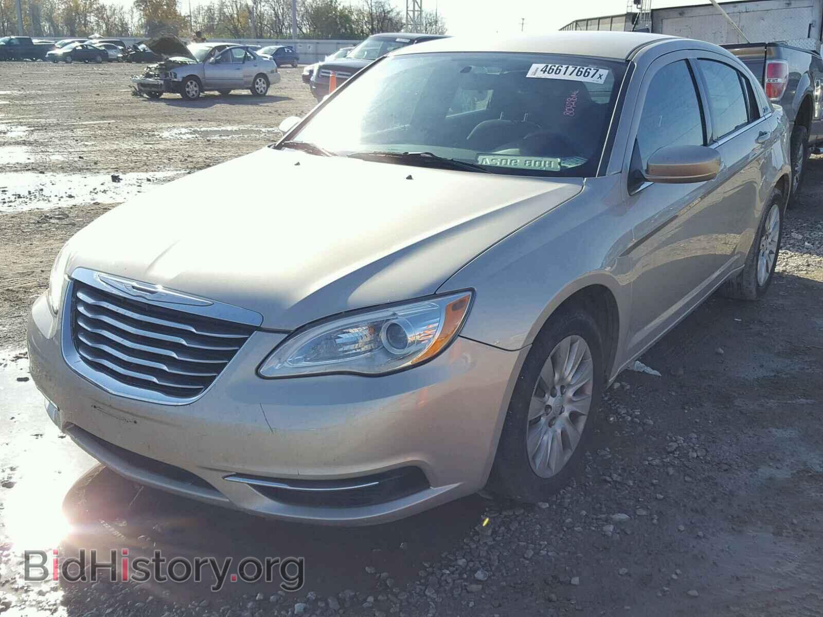 2014 CHRYSLER 200 - VIN: 1C3CCBABXEN231518 - Фото 2