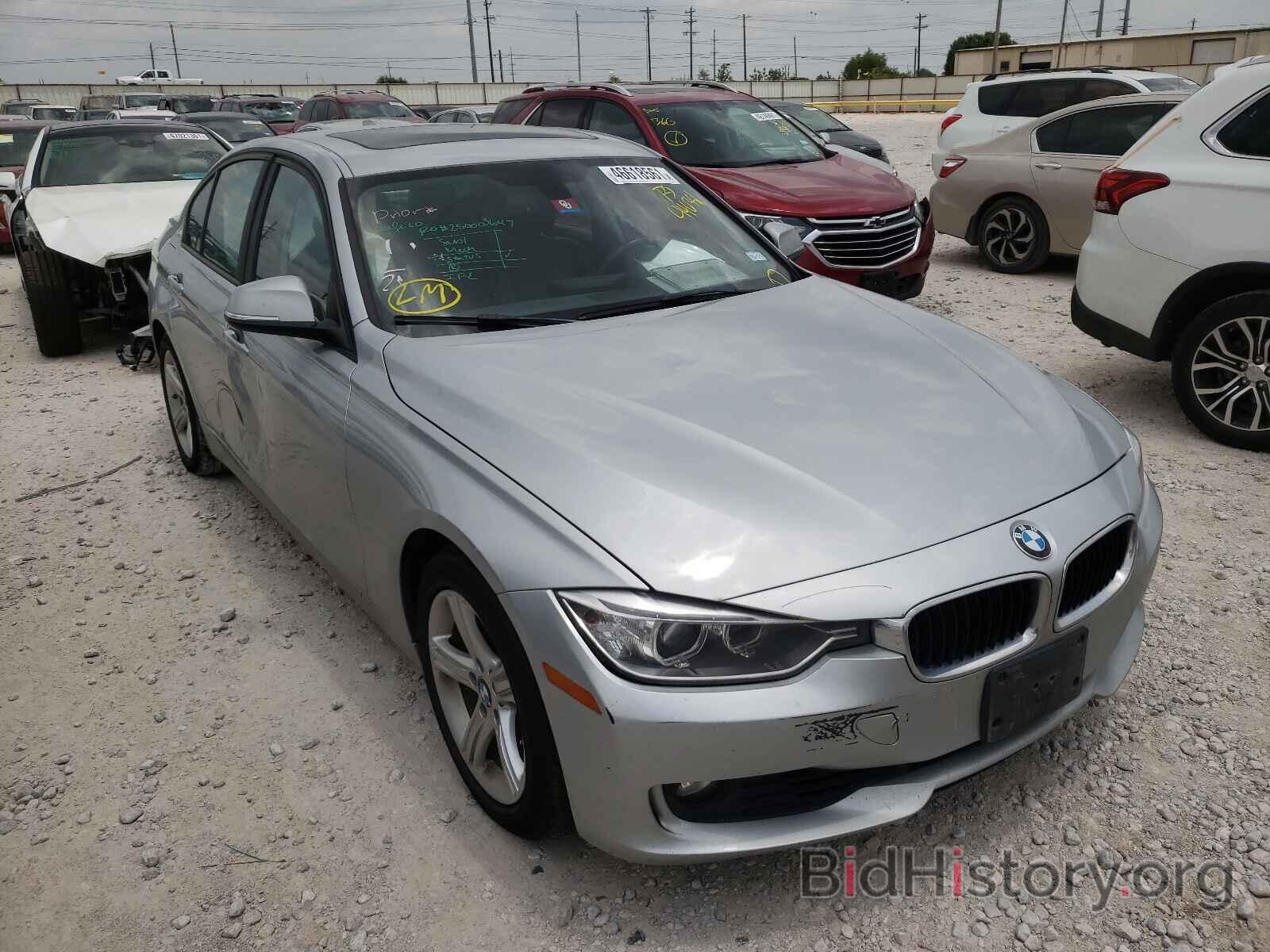 Photo WBA3C1C50DF440351 - BMW 3 SERIES 2013