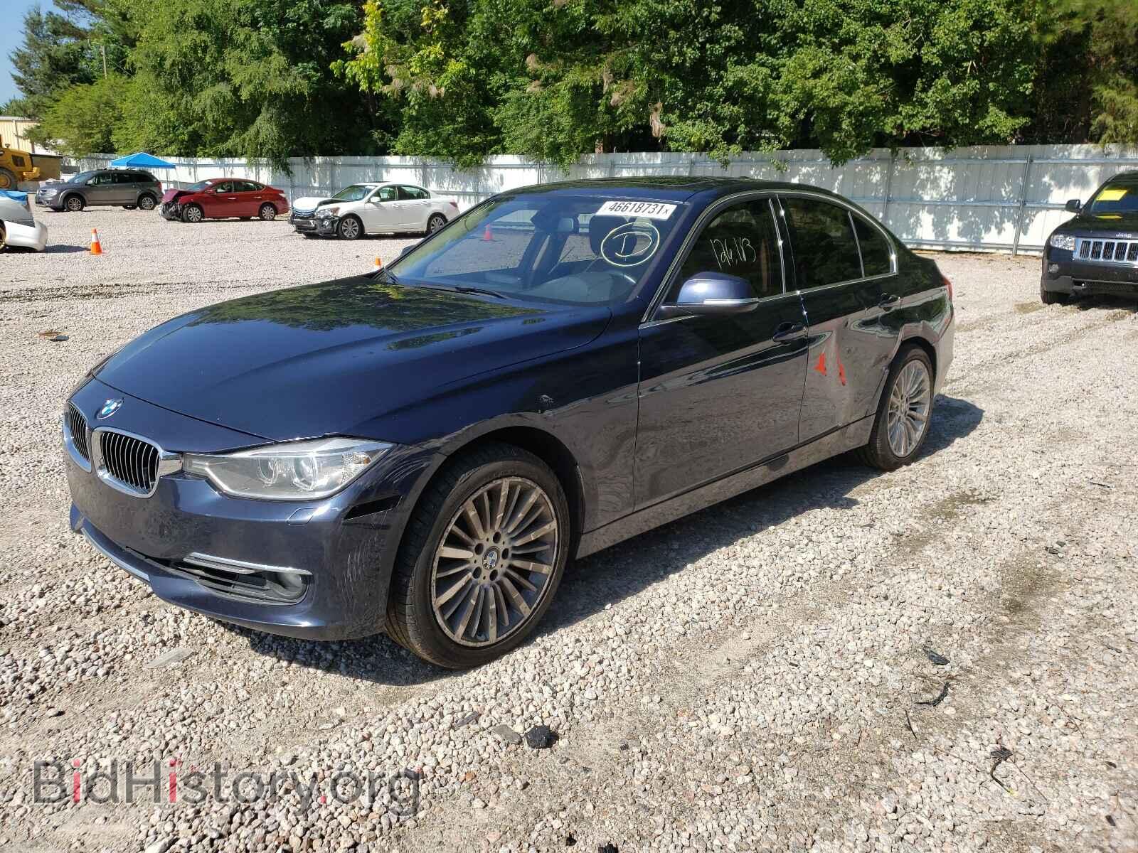 2013 BMW 3 SERIES - VIN: WBA3B5C55DF598307 - Фото 2