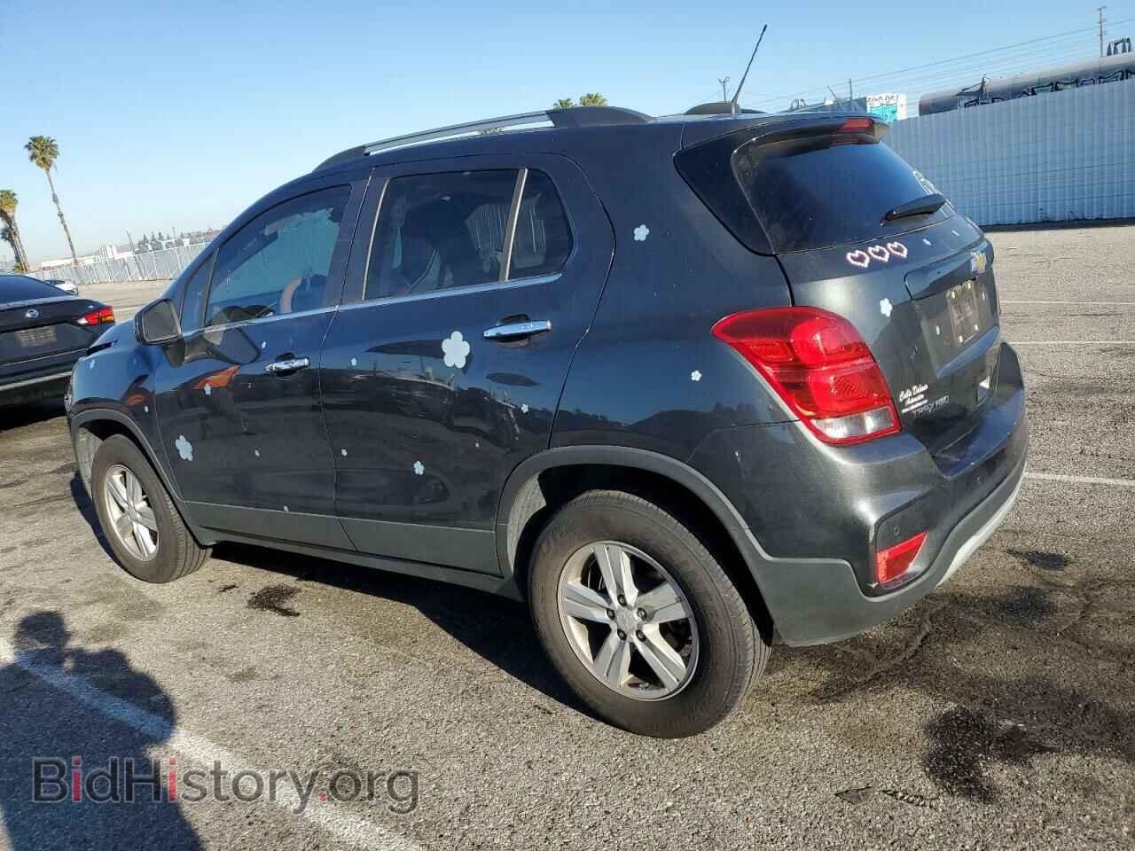 2017 CHEVROLET TRAX - VIN: 3GNCJPSB0HL224232 - Фото 2