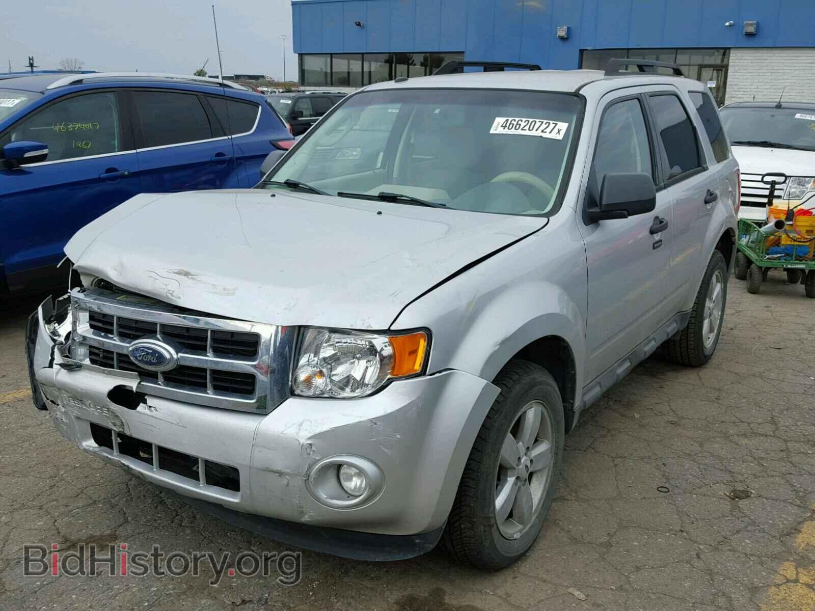 2009 FORD ESCAPE - VIN: 1FMCU93G39KC33754 - Фото 2