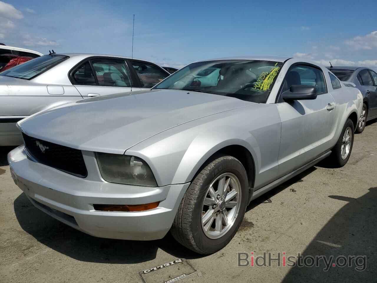 Photo 1ZVFT80N765182641 - FORD MUSTANG 2006