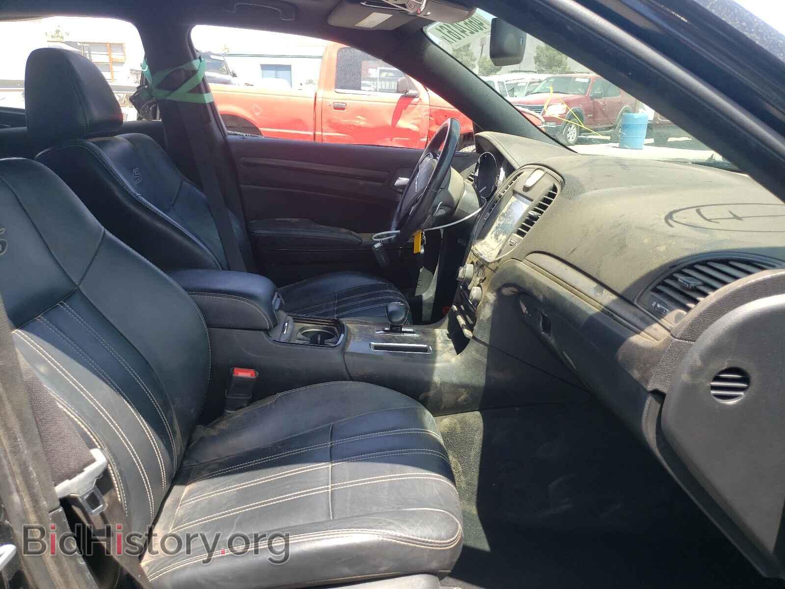 2014 CHRYSLER 300 - VIN: 2C3CCABG6EH119652 - Фото 5