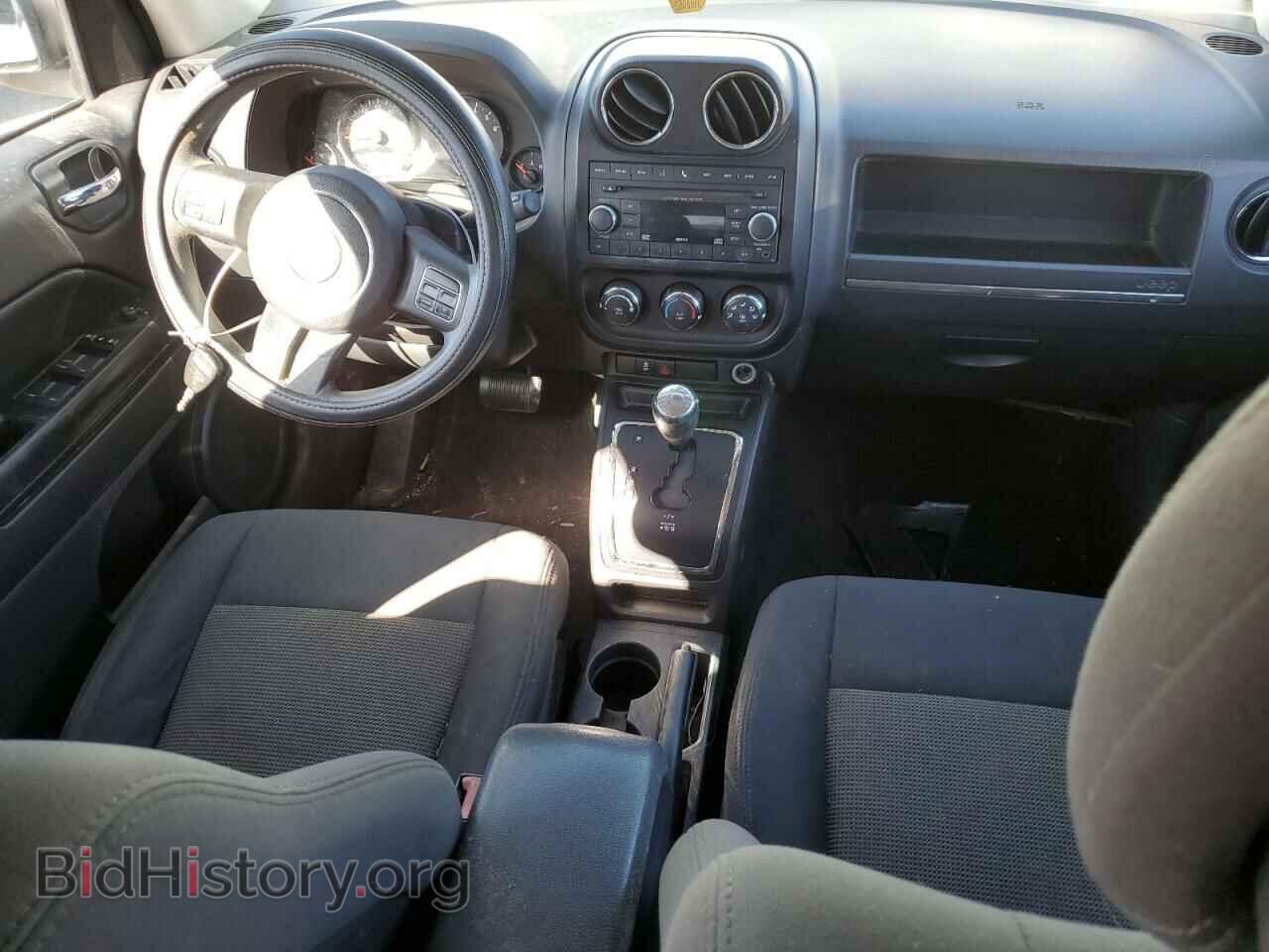 2012 JEEP COMPASS - VIN: 1C4NJDBB1CD603285 - Photo 8
