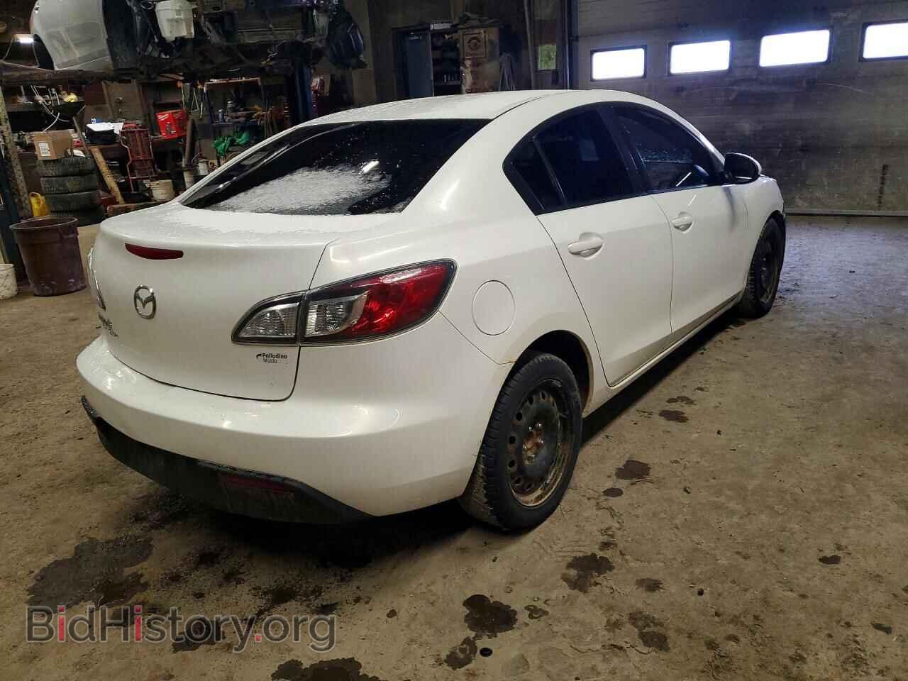 2011 MAZDA 3 - VIN: JM1BL1VF1B1367585 - Фото 3