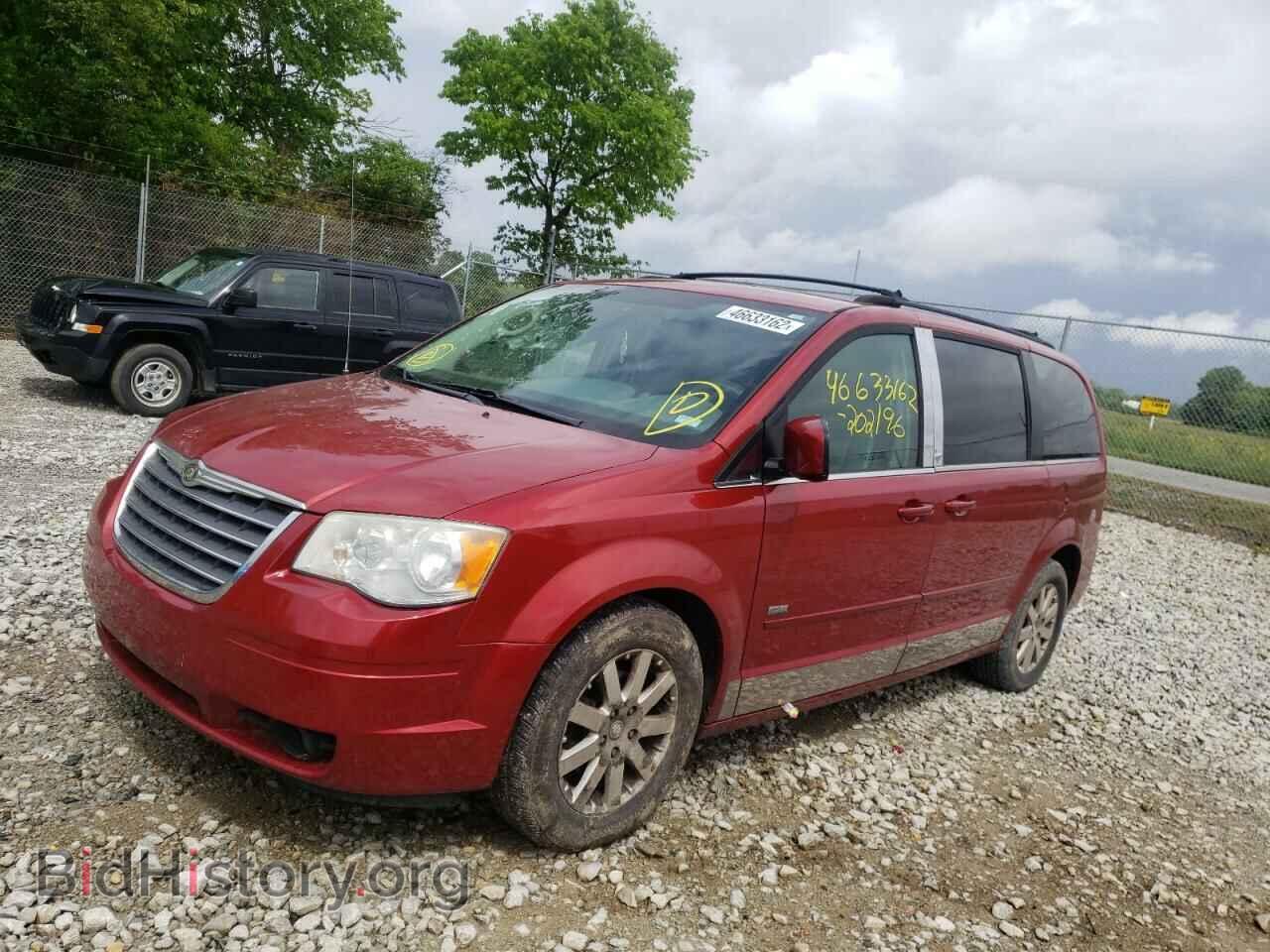 2008 CHRYSLER MINIVAN - VIN: 2A8HR54P28R822287 - Фото 2