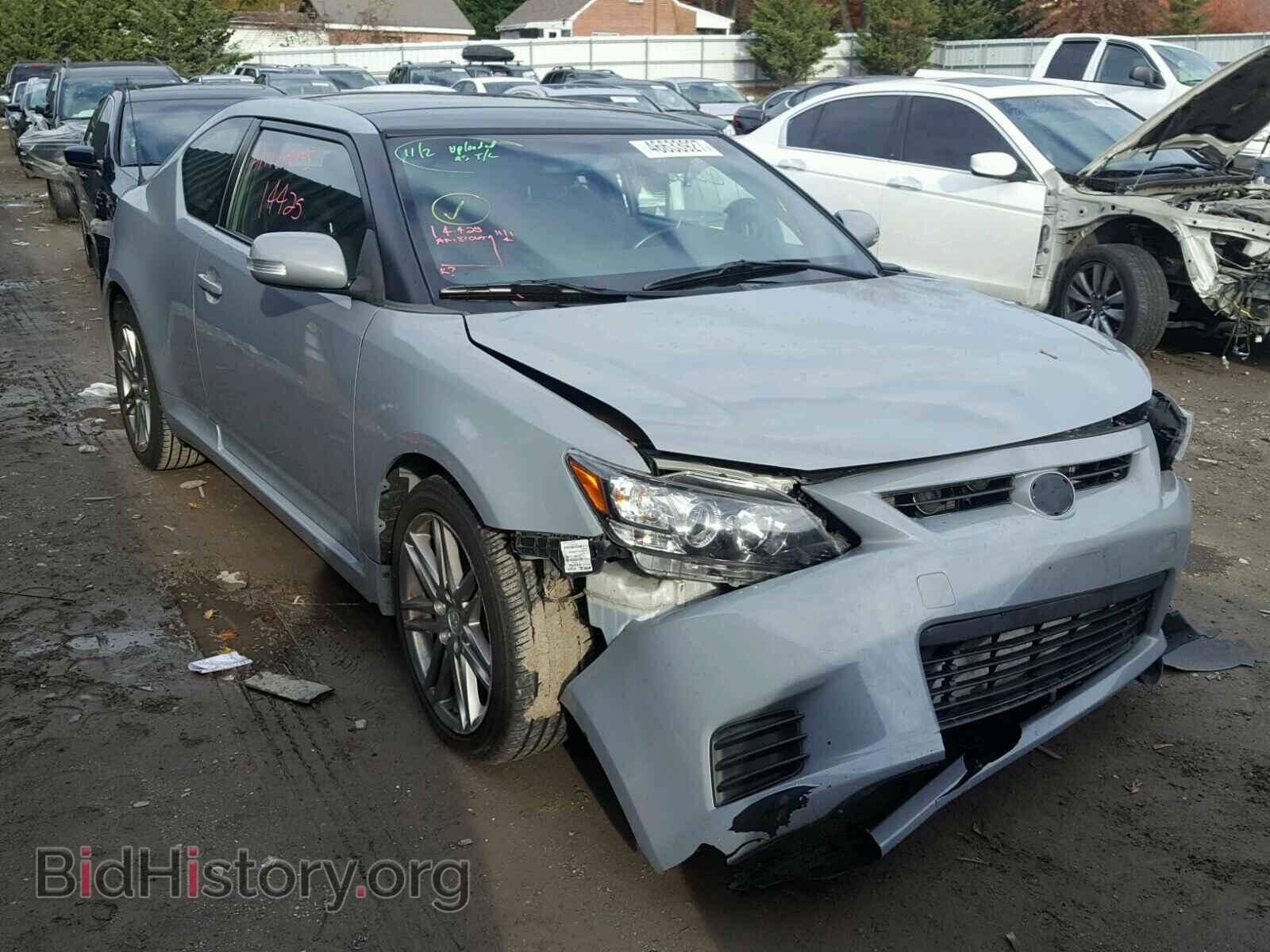 Photo JTKJF5C71B3017974 - TOYOTA SCION 2011