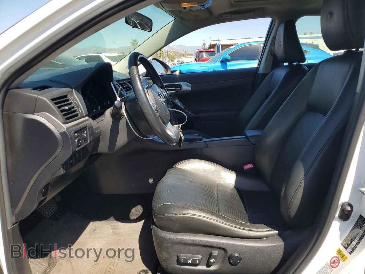2011 LEXUS CT 200 - VIN: JTHKD5BH2B2017658 - Photo 7
