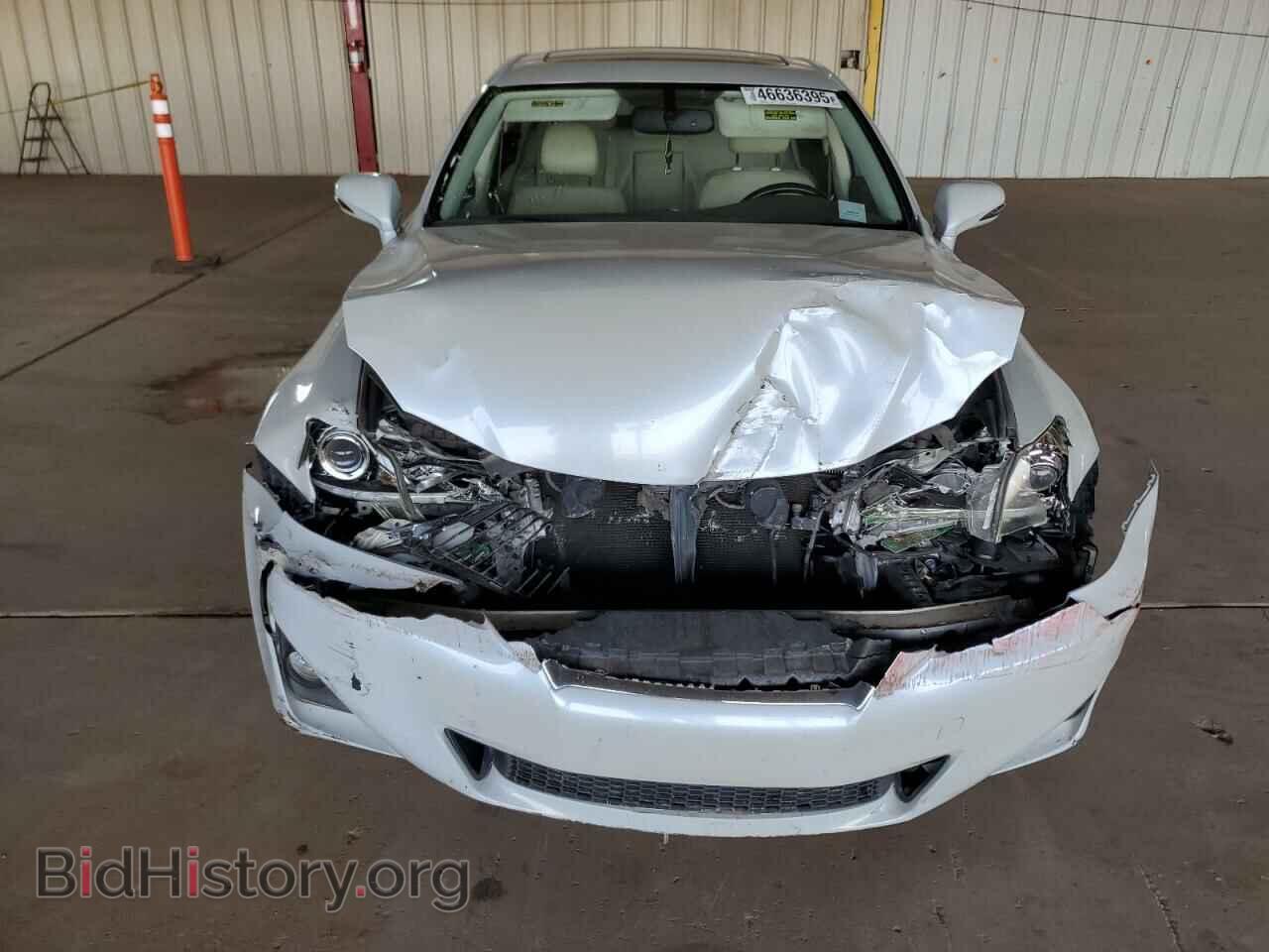 2011 LEXUS IS - VIN: JTHBF5C20B5138367 - Photo 5