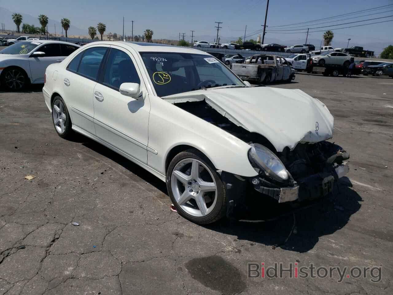 Photo WDBUF56X89B416895 - MERCEDES-BENZ E-CLASS 2009