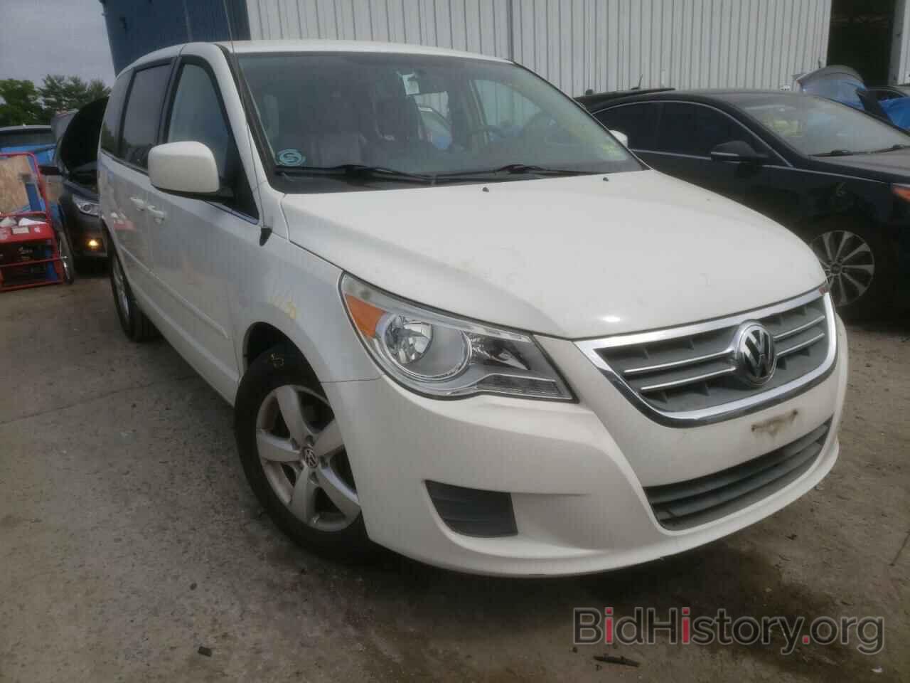 Photo 2V4RW3D13AR360032 - VOLKSWAGEN ROUTAN 2010