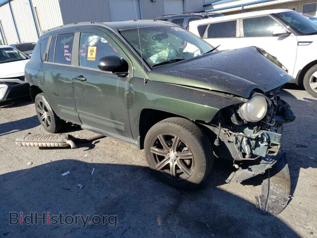 2010 JEEP COMPASS - VIN: 1J4NT4FA5AD659278 - Photo 4