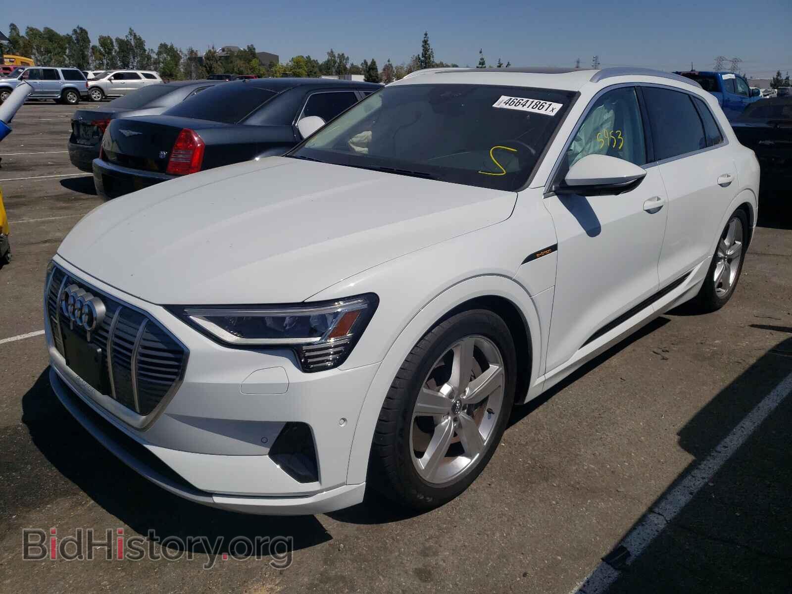 2019 AUDI E-TRON - VIN: WA1LABGE3KB021837 - Photo 2
