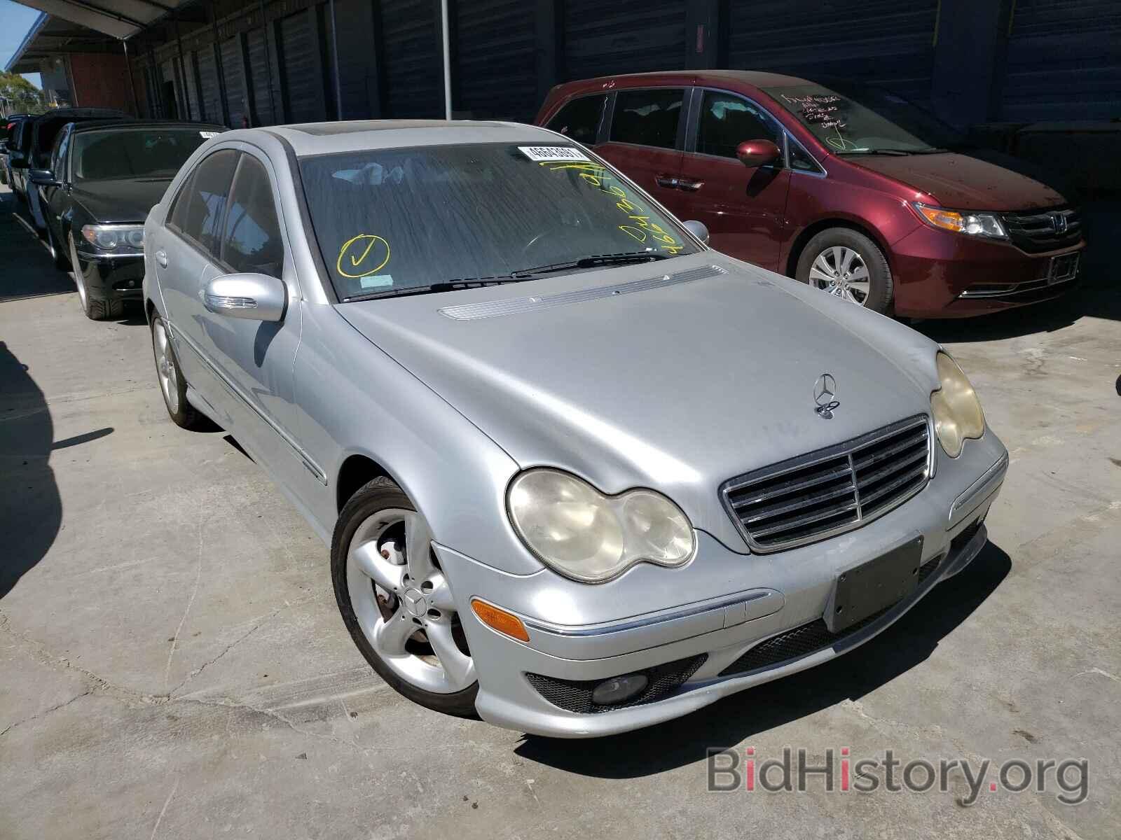 Photo WDBRF52H06E022340 - MERCEDES-BENZ C CLASS 2006