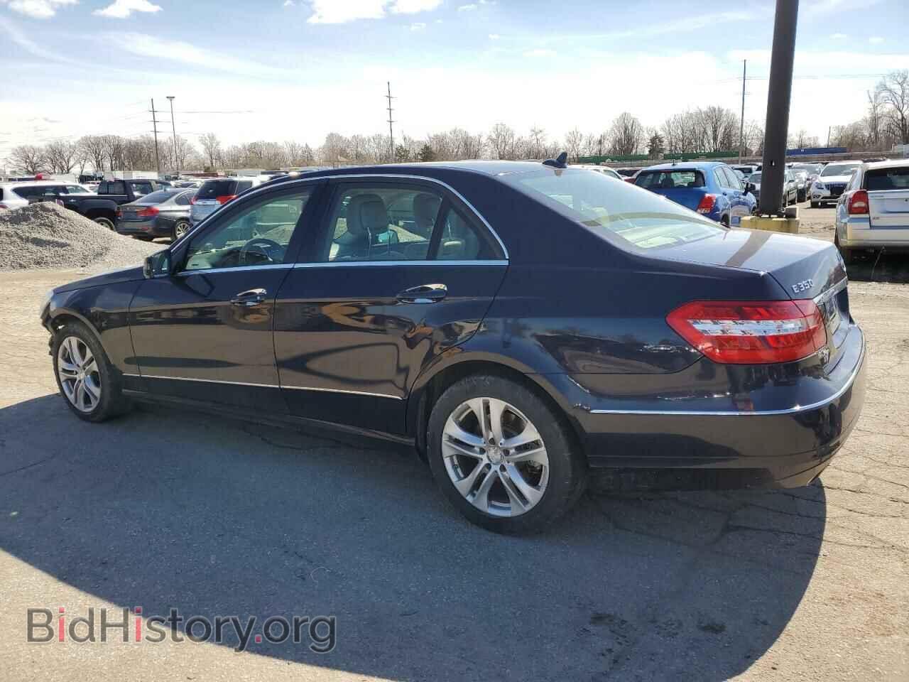 2011 MERCEDES-BENZ E-CLASS - VIN: WDDHF8HB2BA466585 - Фото 2