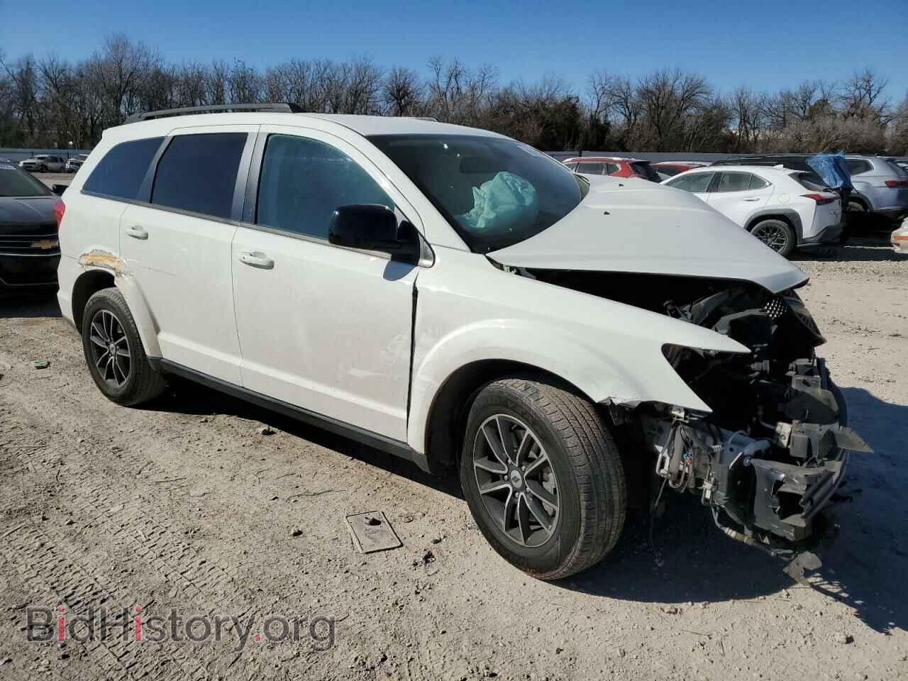2019 DODGE JOURNEY - VIN: 3C4PDCBB9KT719739 - Фото 4