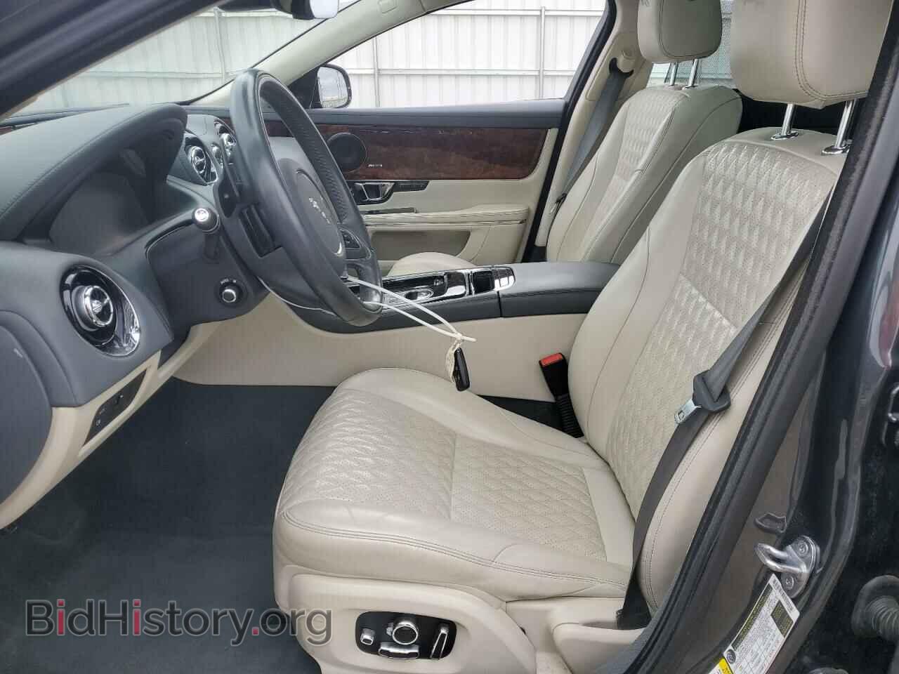 2018 JAGUAR XJ - VIN: SAJWJ2GD9J8W15744 - Фото 7