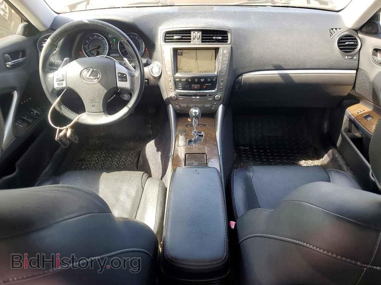 2011 LEXUS IS - VIN: JTHCF5C28B5047352 - Photo 8