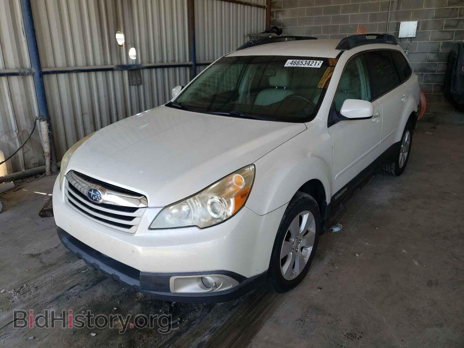 2011 SUBARU OUTBACK - VIN: 4S4BRCCC0B3409666 - Photo 2