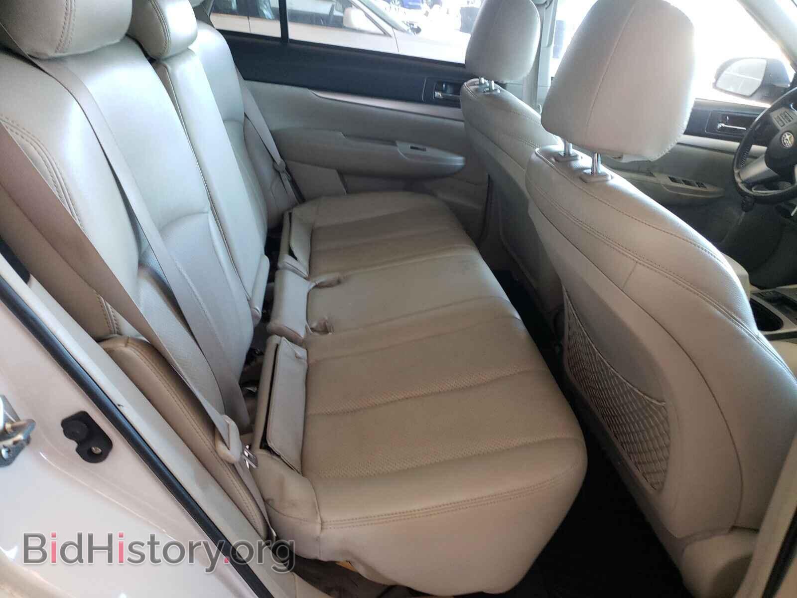 2011 SUBARU OUTBACK - VIN: 4S4BRCCC0B3409666 - Photo 6