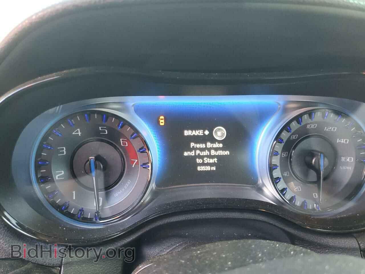 2017 CHRYSLER 300 - VIN: 2C3CCABT5HH577636 - Фото 9