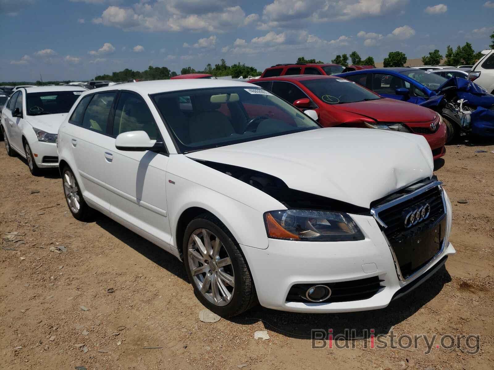 Photo WAUKJAFM2DA020950 - AUDI A3 2013