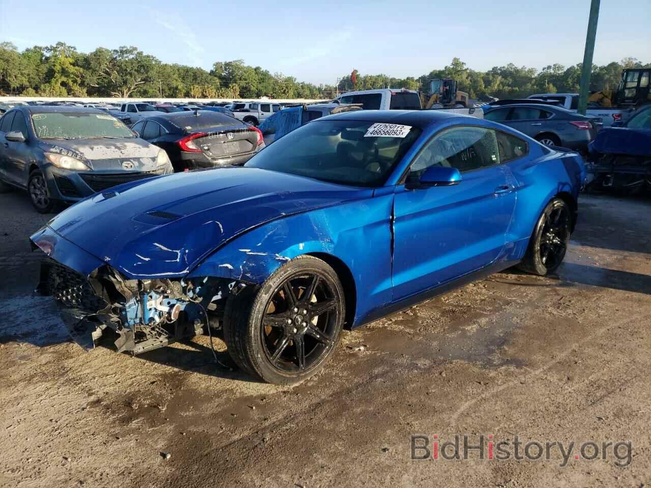 Photo 1FA6P8TH9J5174777 - FORD MUSTANG 2018