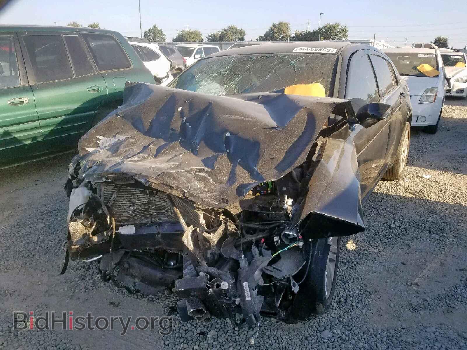 2013 CHRYSLER 200 - VIN: 1C3CCBAB9DN669915 - Фото 2