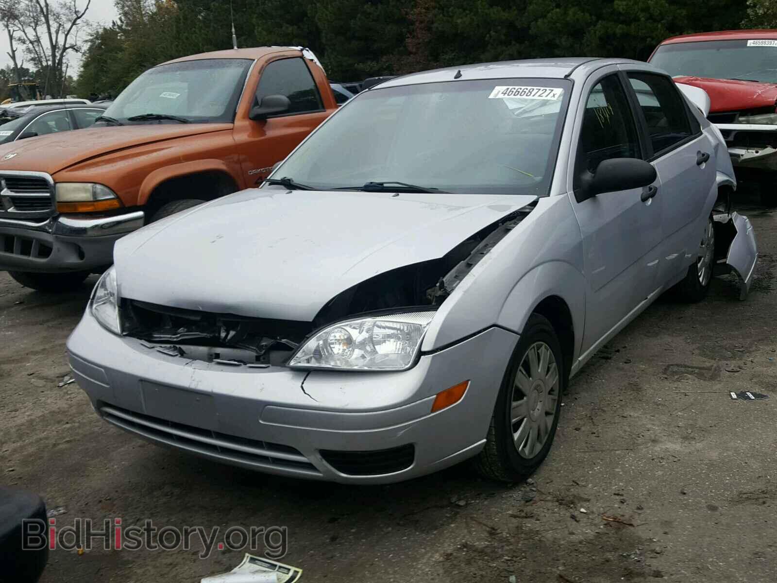2007 FORD FOCUS - VIN: 1FAFP34N37W227158 - Фото 2