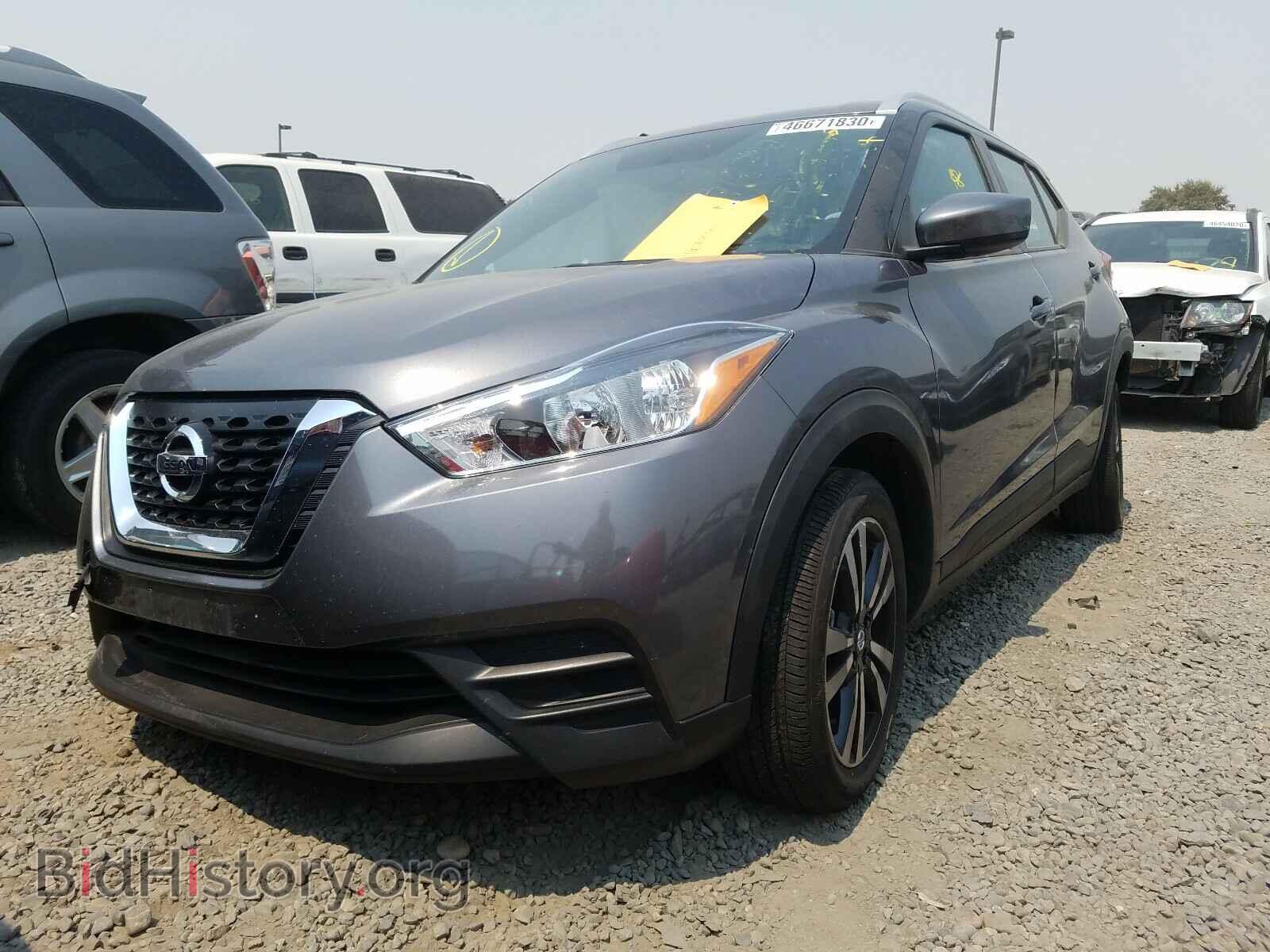 2019 NISSAN KICKS - VIN: 3N1CP5CU3KL541041 - Фото 2