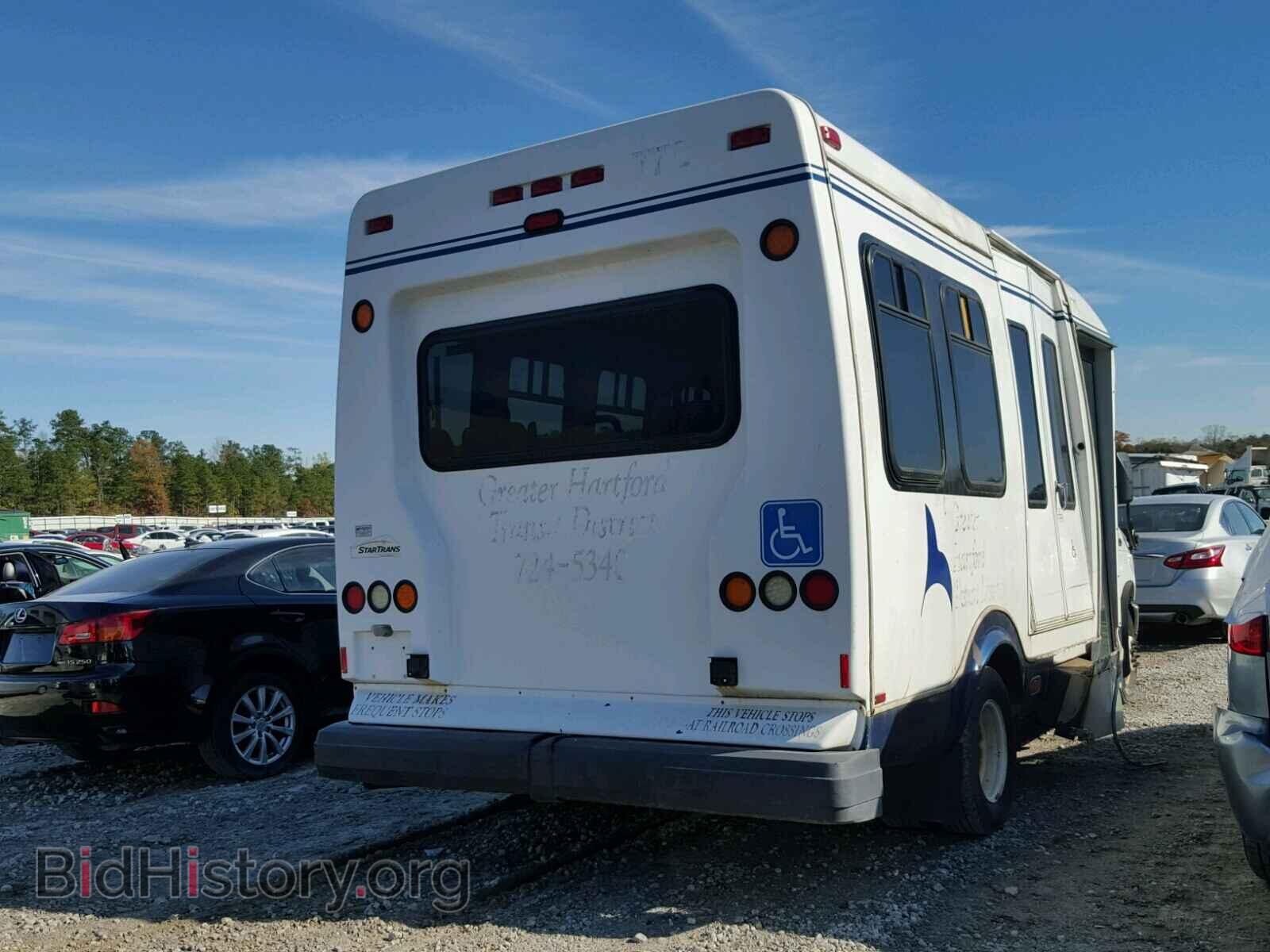2010 FORD ECONOLINE - VIN: 1FDEE3FP2ADA32449 - Photo 4