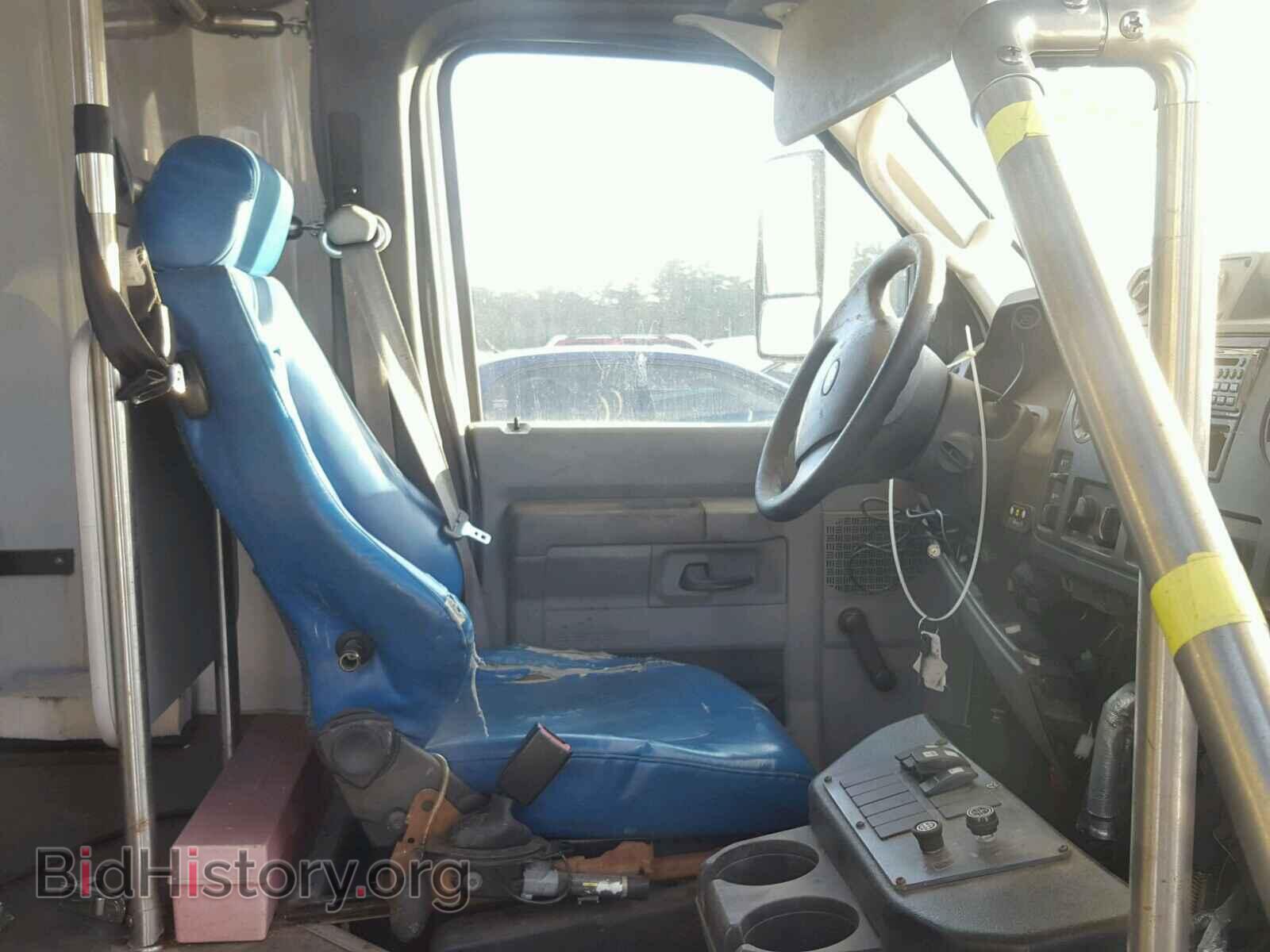 2010 FORD ECONOLINE - VIN: 1FDEE3FP2ADA32449 - Photo 5