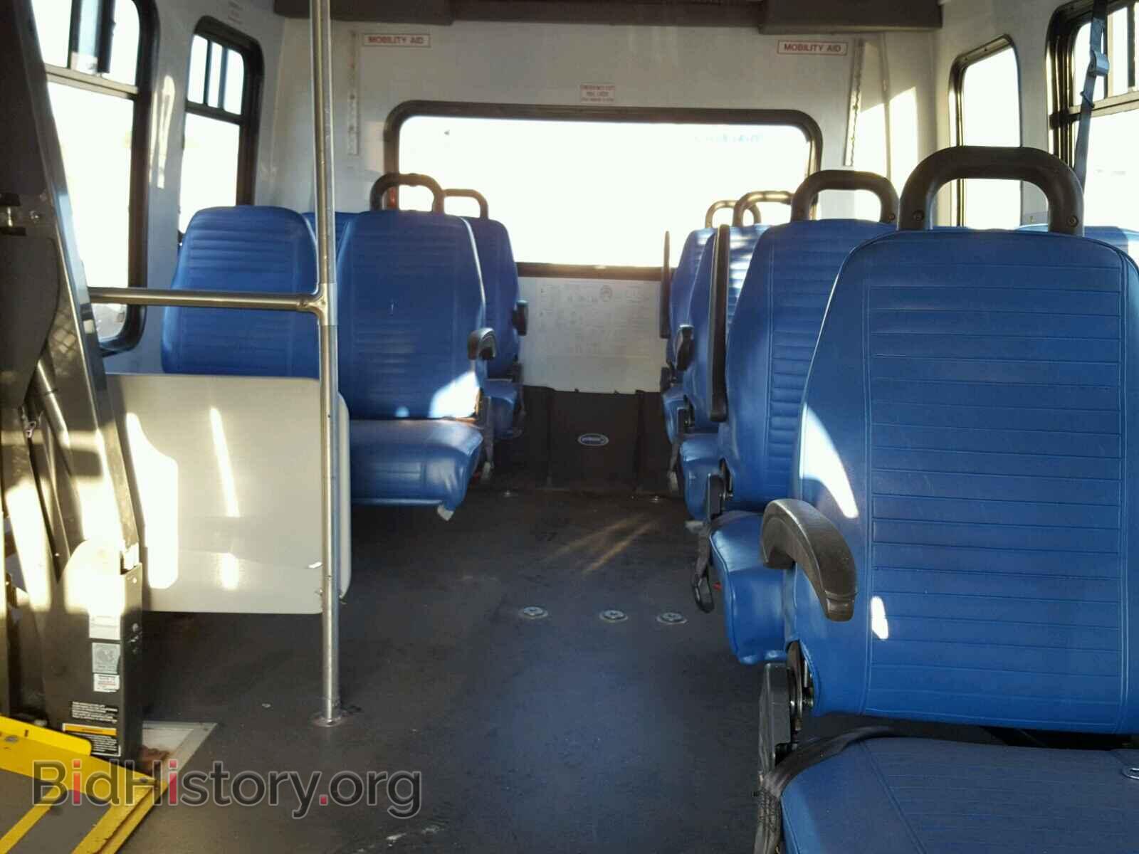 2010 FORD ECONOLINE - VIN: 1FDEE3FP2ADA32449 - Photo 6