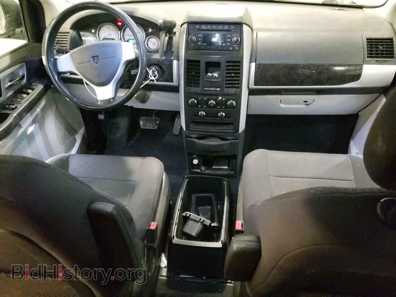 2010 DODGE CARAVAN - VIN: 2D4RN5D19AR409665 - Фото 8