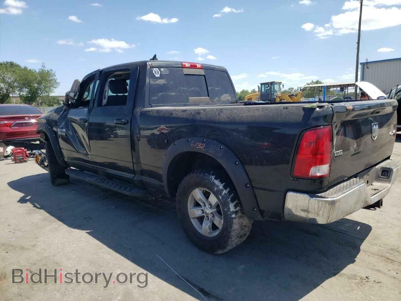 2019 RAM 1500 - VIN: 1C6RR7TT1KS556263 - Photo 2