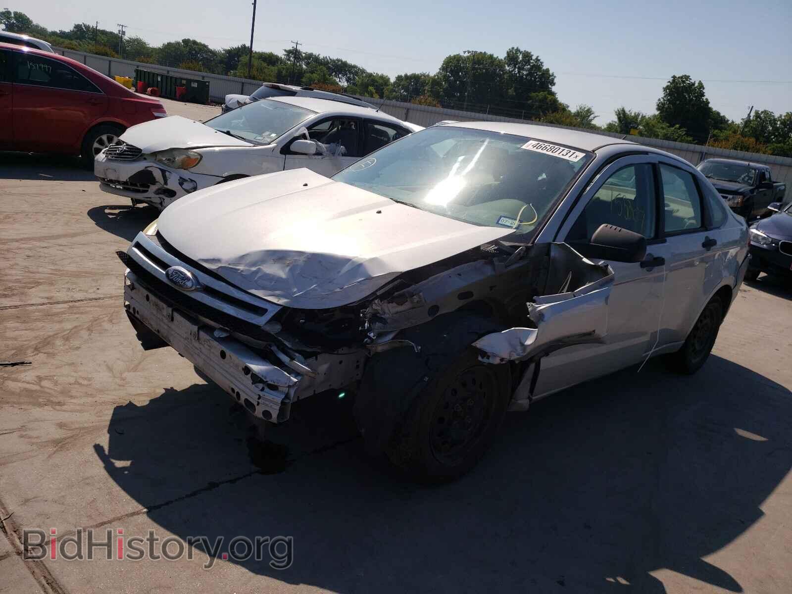 2008 FORD FOCUS - VIN: 1FAHP34N98W203358 - Фото 2