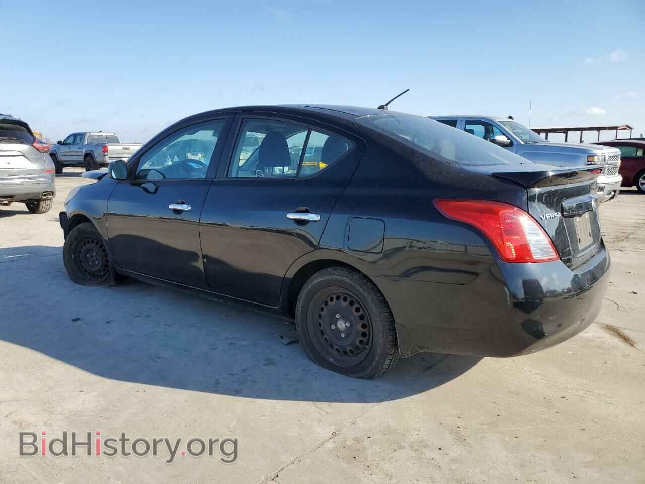 2013 NISSAN VERSA - VIN: 3N1CN7AP4DL838126 - Фото 2