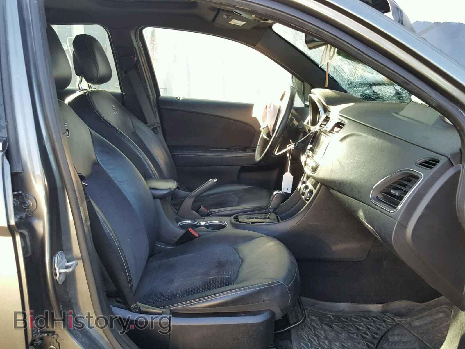 2012 CHRYSLER 200 - VIN: 1C3CCBHG2CN178716 - Фото 5