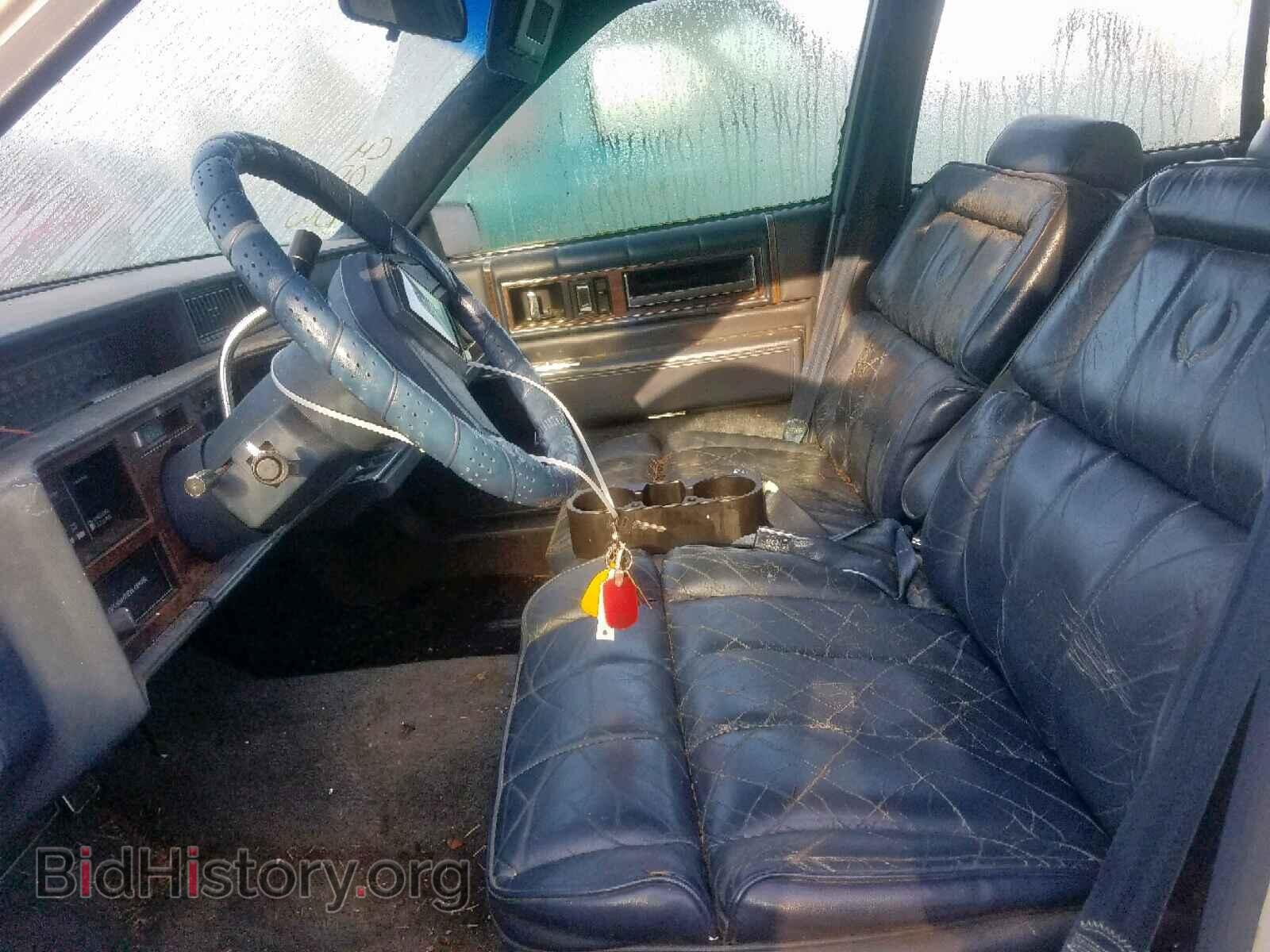 1988 CADILLAC DEVILLE - VIN: 1G6CD5157J4220192 - Photo 5