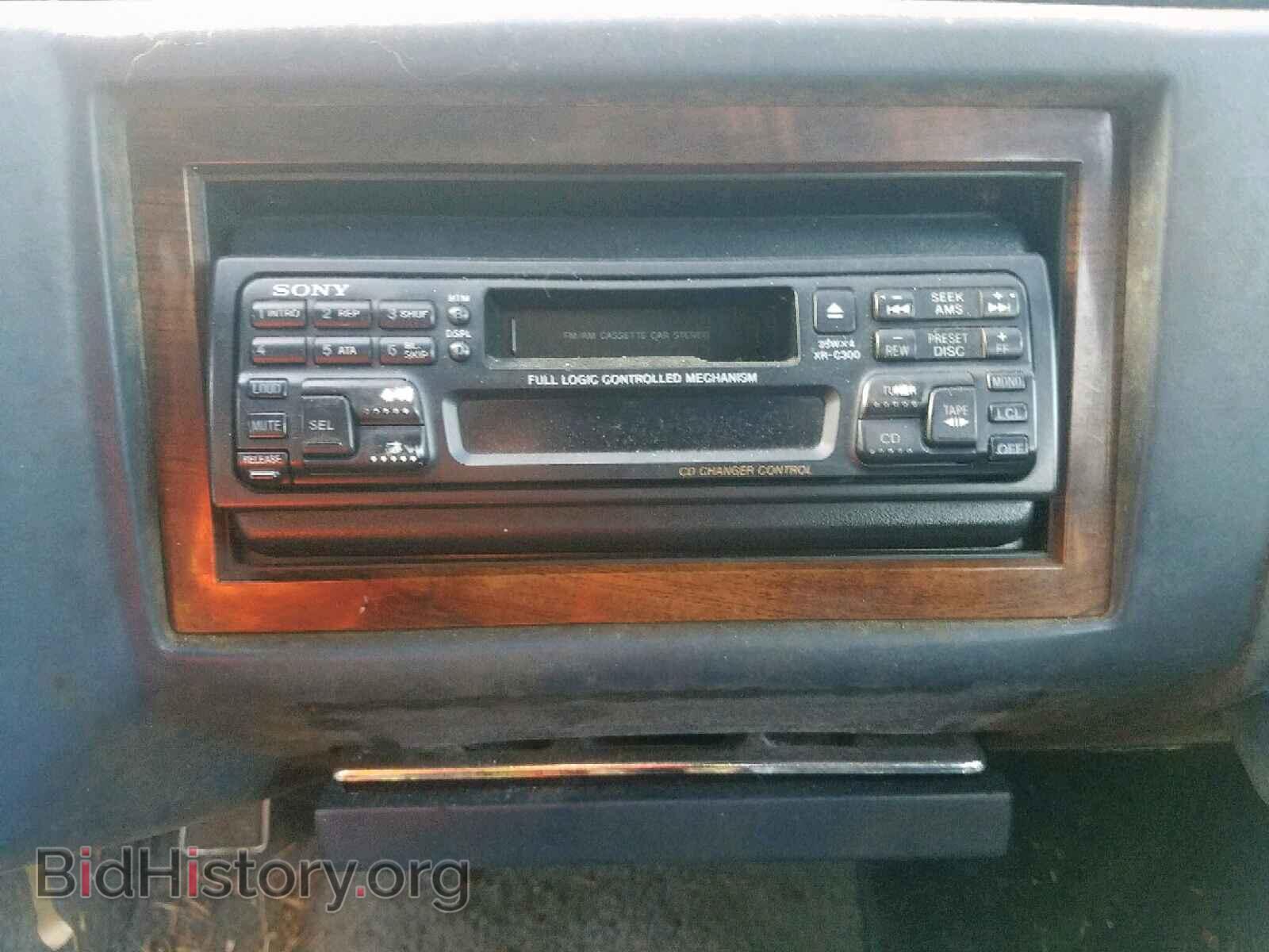 1988 CADILLAC DEVILLE - VIN: 1G6CD5157J4220192 - Photo 9