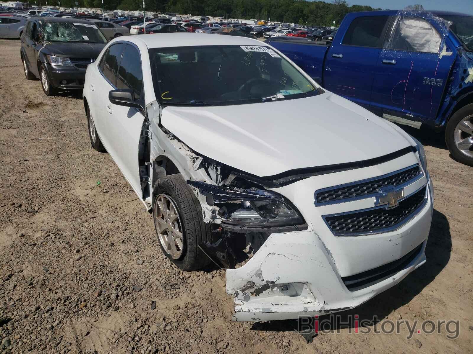 Photo 1G11A5SA3DF274034 - CHEVROLET MALIBU 2013