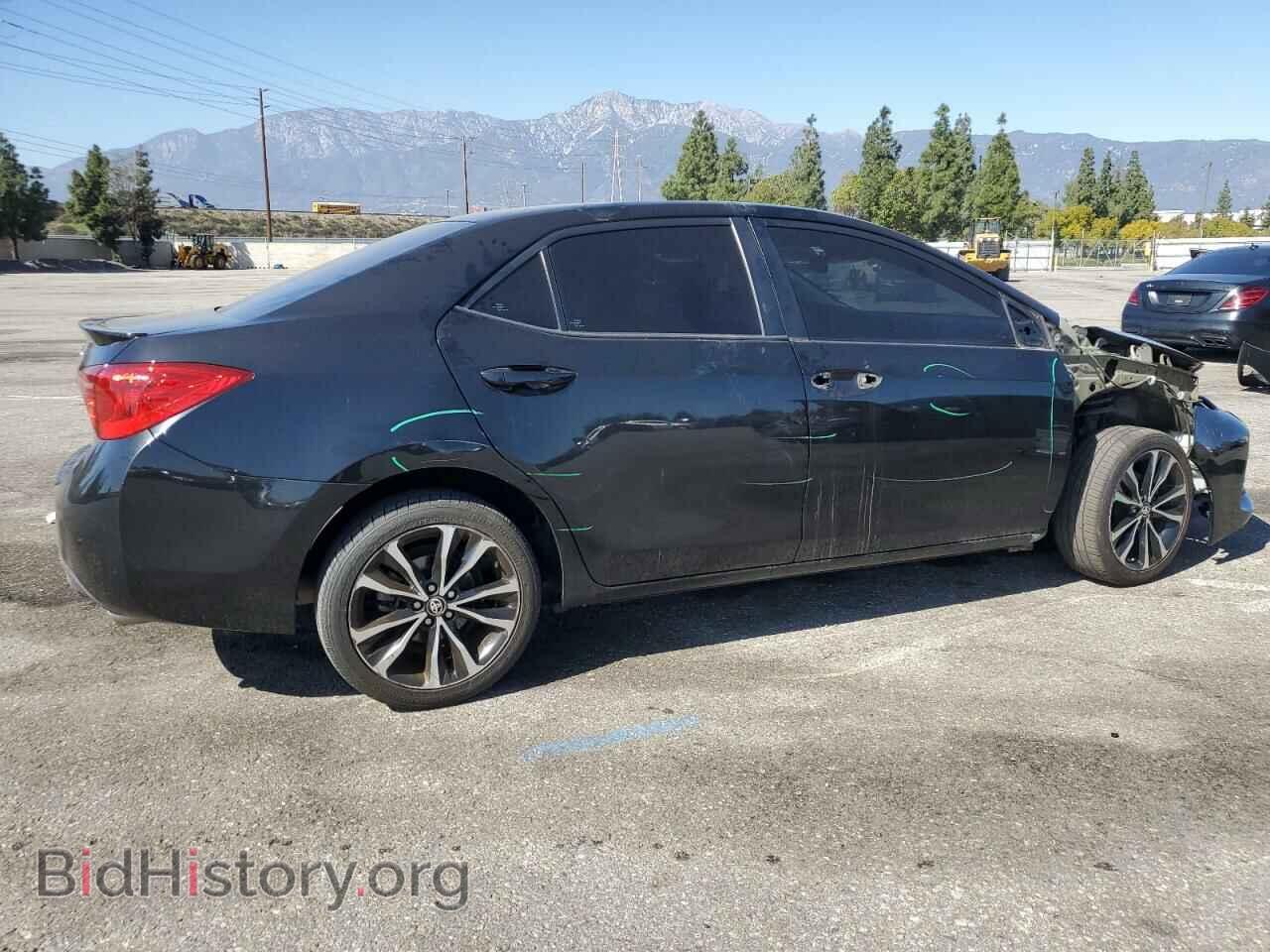 2018 TOYOTA COROLLA - VIN: 5YFBURHEXJP778010 - Фото 3