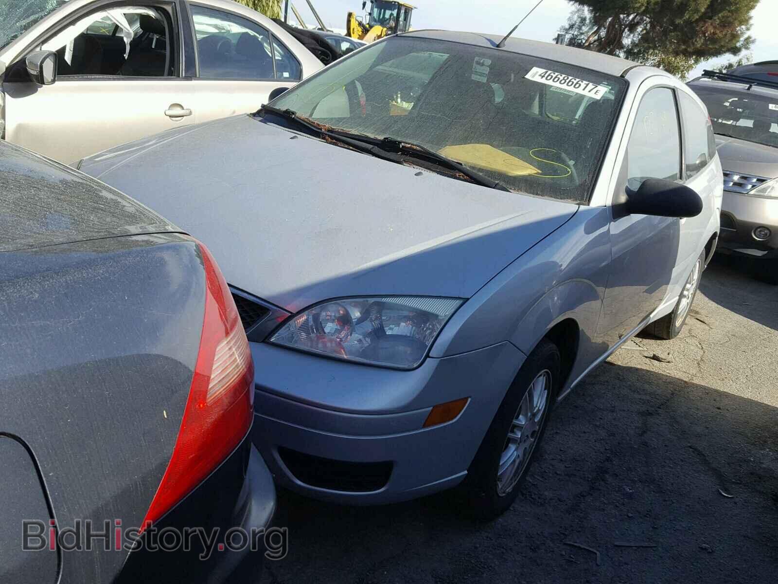 2007 FORD FOCUS - VIN: 1FAHP31N67W151206 - Фото 2