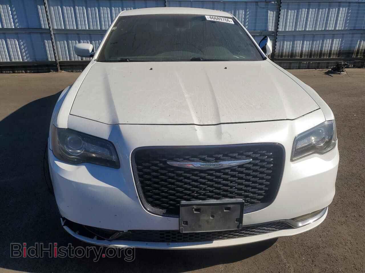 2016 CHRYSLER 300 - VIN: 2C3CCABG2GH167703 - Фото 5