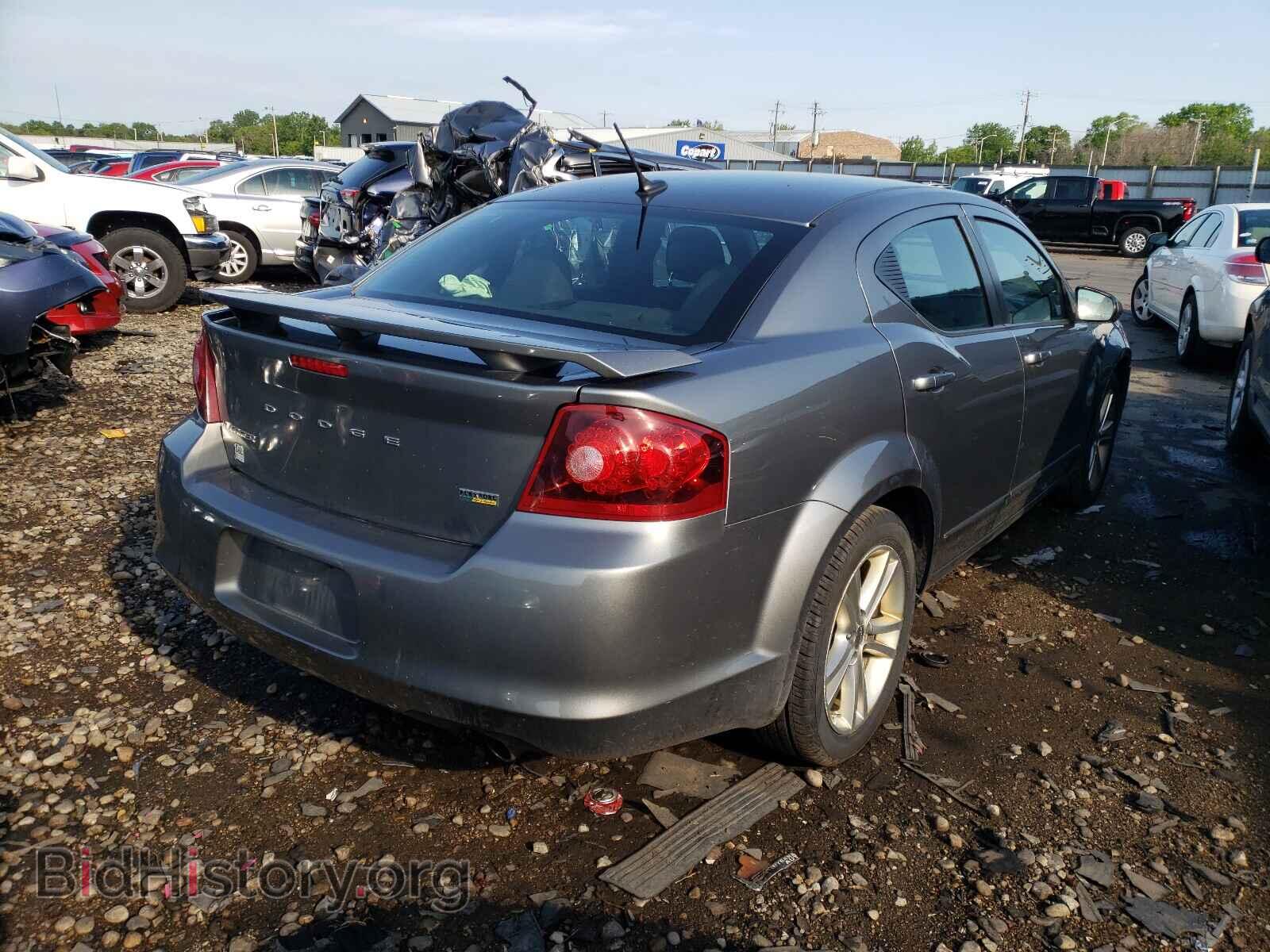 2011 DODGE AVENGER - VIN: 1B3BD1FG4BN584563 - Photo 4